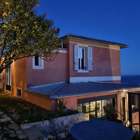 Villas Exceptionnelle , Vue Mer * Ментона